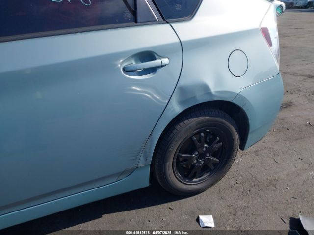 JTDKN3DU3F1954091 Toyota Prius Two