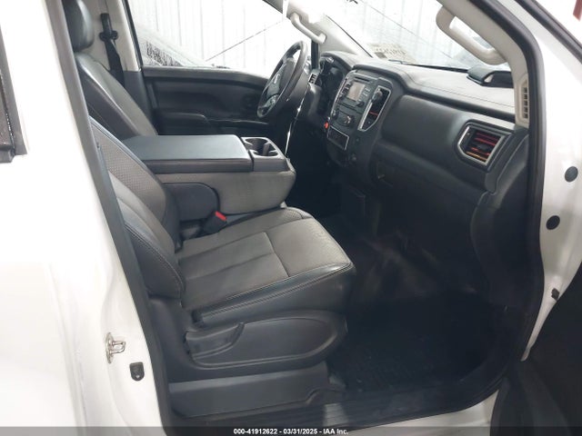 1N6AA1R95HN544191 Nissan TITAN XD S