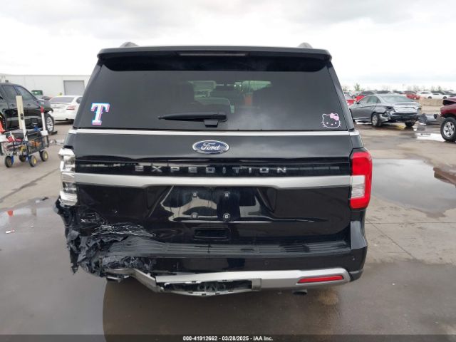 1FMJU1HT1NEA49551 Ford Expedition Xlt