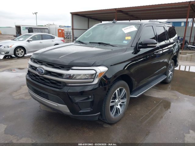 1FMJU1HT1NEA49551 Ford Expedition Xlt