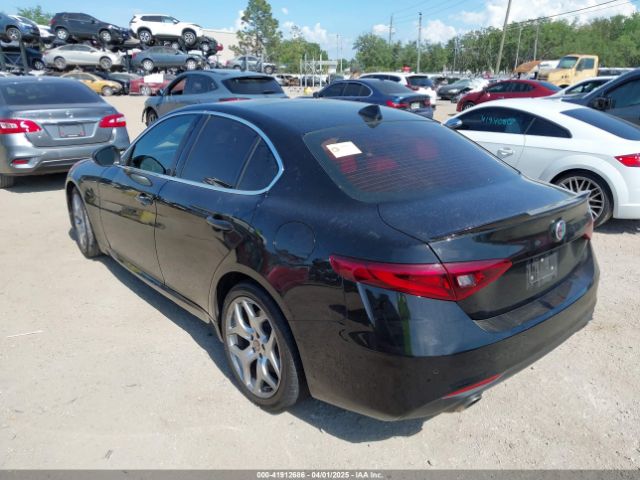 ZARFAMBN2M7649941 Alfa Romeo Giulia Ti Rwd