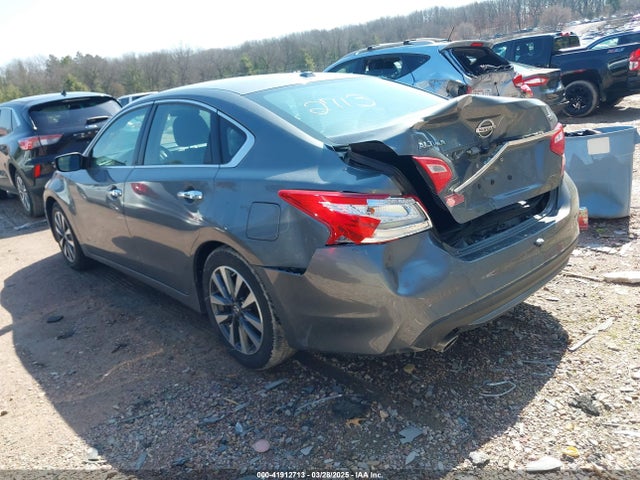 1N4AL3AP3HC213565 Nissan Altima 2.5 Sv