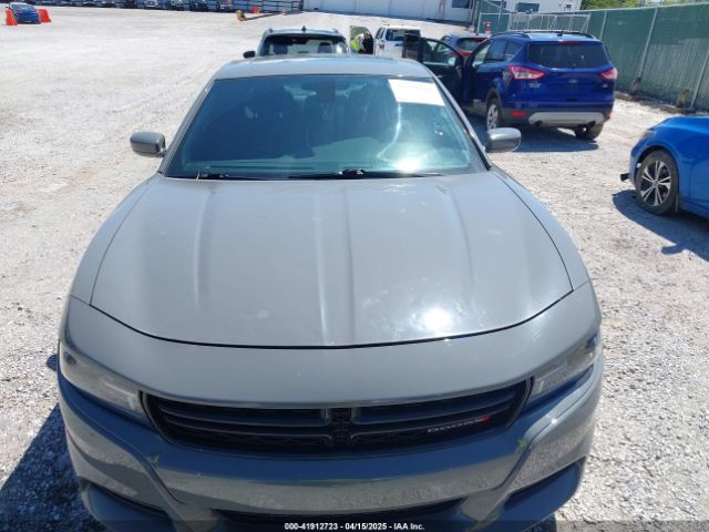 2C3CDXBGXKH636626 Dodge Charger Sxt Rwd