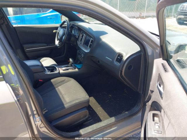 2C3CDXBGXKH636626 Dodge Charger Sxt Rwd