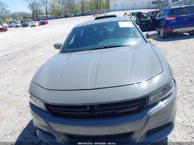 2C3CDXBGXKH636626 Dodge Charger Sxt Rwd