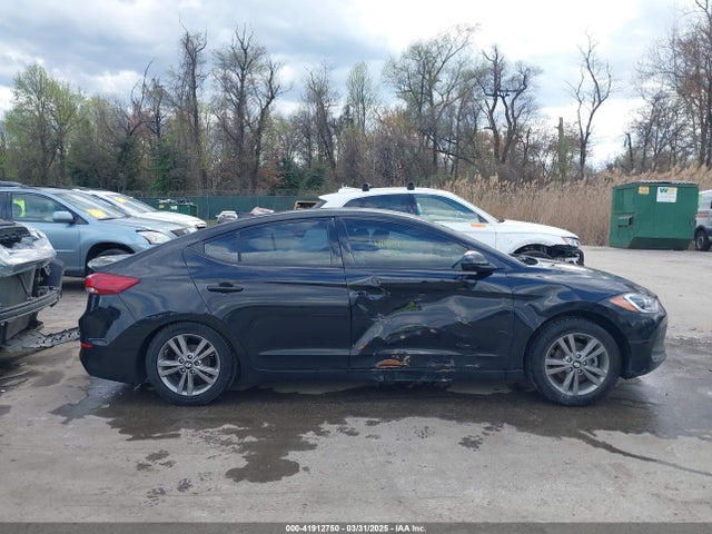 5NPD84LF3HH047183 Hyundai ELANTRA SE