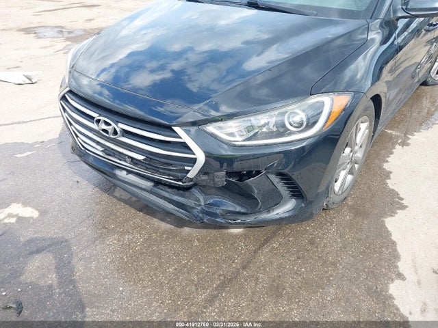 5NPD84LF3HH047183 Hyundai ELANTRA SE