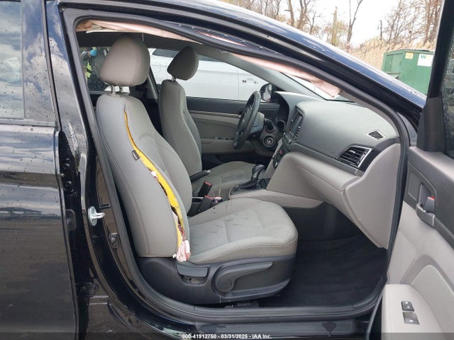 5NPD84LF3HH047183 Hyundai ELANTRA SE