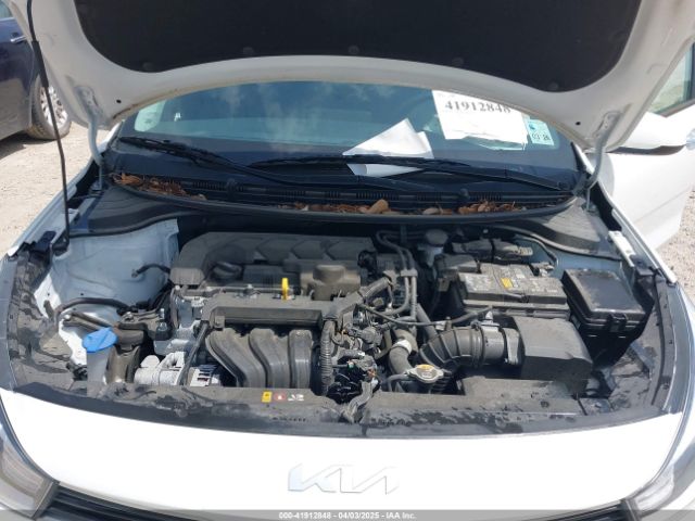 3KPA24AD4PE528715 KIA RIO S