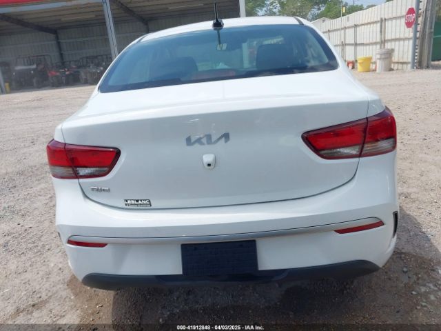 3KPA24AD4PE528715 KIA RIO S