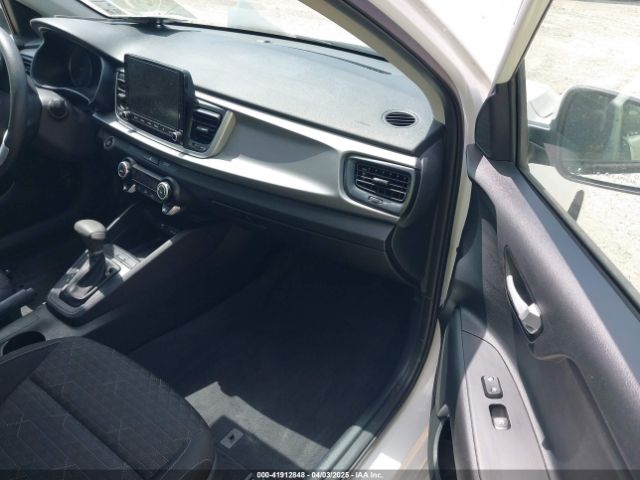 3KPA24AD4PE528715 KIA RIO S