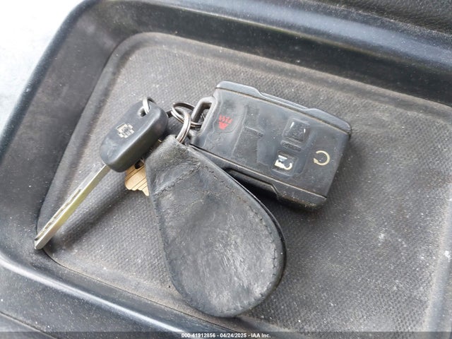 1GCVKREC4GZ200327 Chevrolet Silverado 1500 1lt