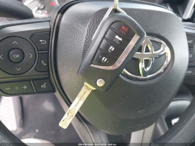 5YFEPMAE6MP240538 Toyota COROLLA LE