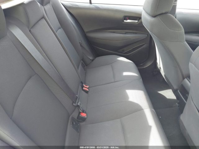 5YFEPMAE6MP240538 Toyota COROLLA LE