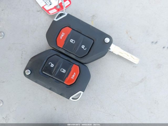 1C4HJXDG5PW566145 Jeep 2023