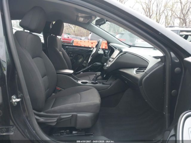 1G1ZB5ST2NF204673 Chevrolet Malibu Fwd Ls