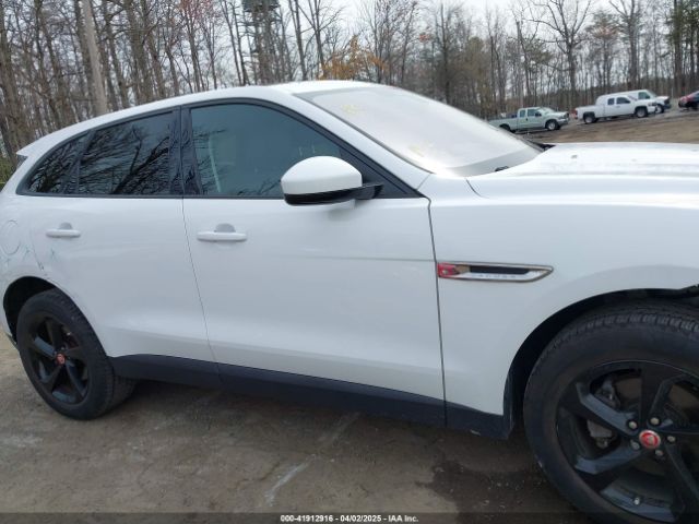 SADCJ2FX7JA295057 Jaguar F-pace 25t Premium