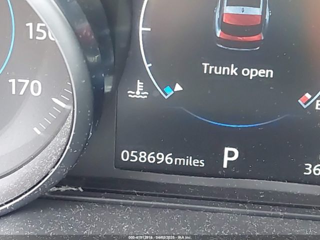 SADCJ2FX7JA295057 Jaguar F-pace 25t Premium