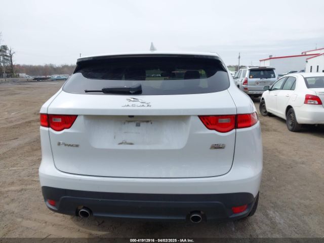SADCJ2FX7JA295057 Jaguar F-pace 25t Premium