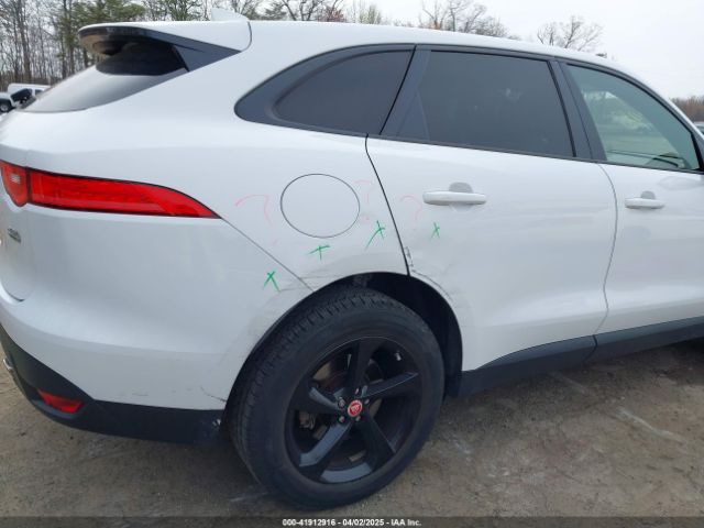 SADCJ2FX7JA295057 Jaguar F-pace 25t Premium