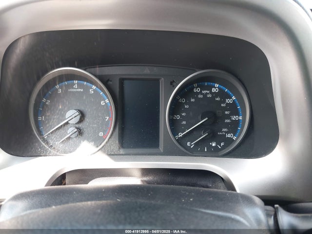 Toyota Rav4 Xle 2017 JTMRFREV1HJ704437 Image 7