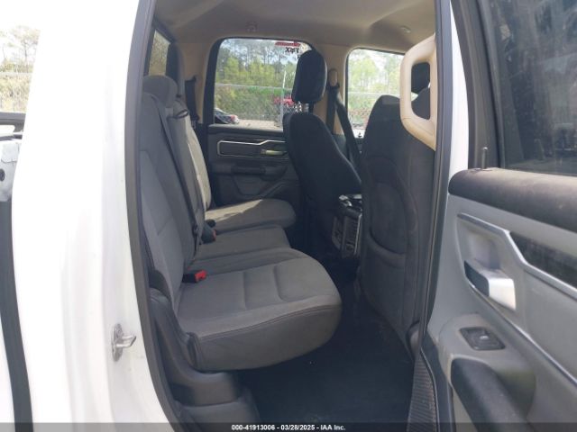 1C6RREBTXKN665924 RAM 1500 Big Horn/lone Star  4x2 6'4 Box