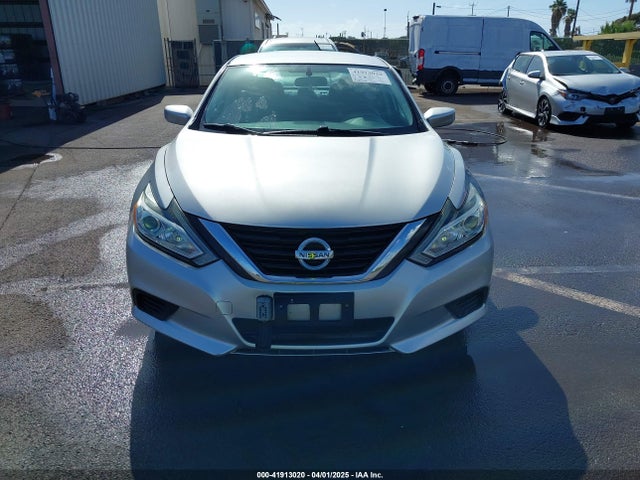 1N4AL3AP3HC139855 Nissan Altima 2.5 S