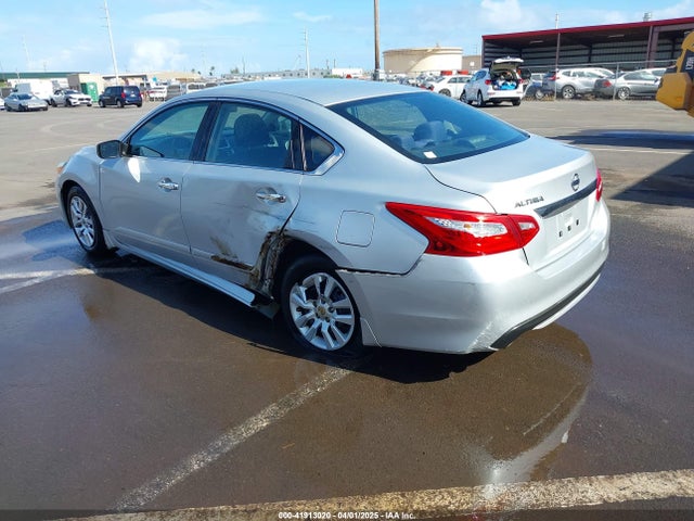 1N4AL3AP3HC139855 Nissan Altima 2.5 S