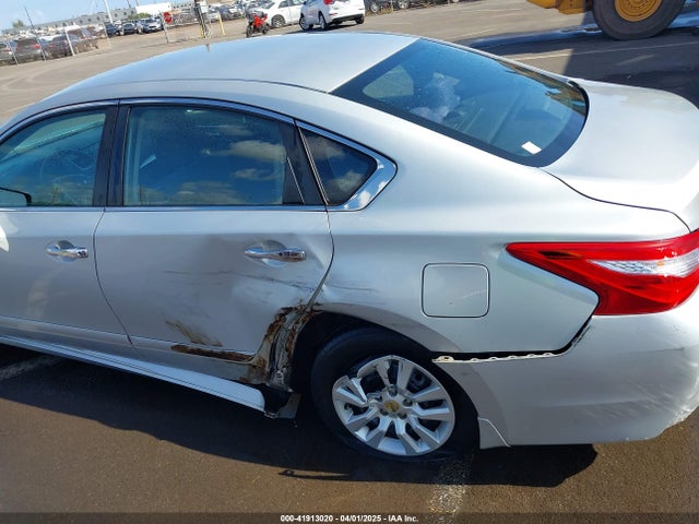 1N4AL3AP3HC139855 Nissan Altima 2.5 S