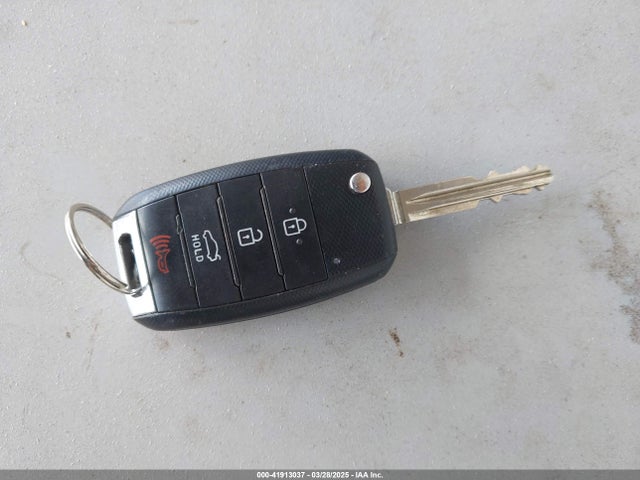 3KPFL4A73JE185660 KIA mpi nu