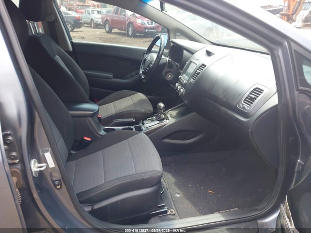 3KPFL4A73JE185660 KIA mpi nu