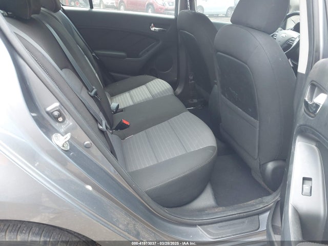 3KPFL4A73JE185660 KIA mpi nu
