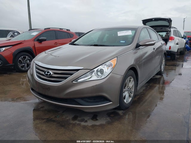 5NPEB4AC3EH935443 Hyundai SONATA GLS