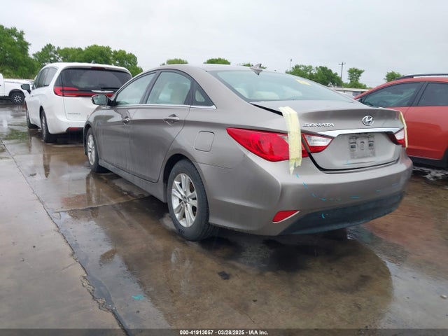 5NPEB4AC3EH935443 Hyundai SONATA GLS