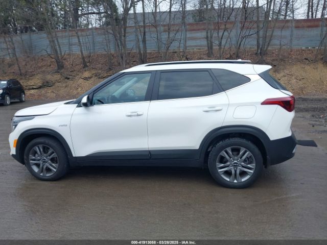 KNDEUCAAXN7270001 KIA SELTOS S