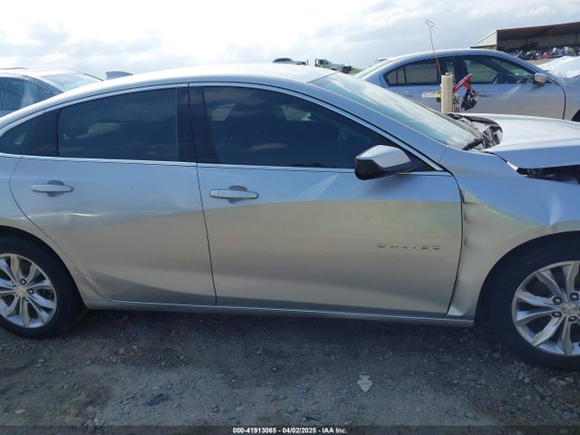 1G1ZD5ST9KF107136 Chevrolet MALIBU LT