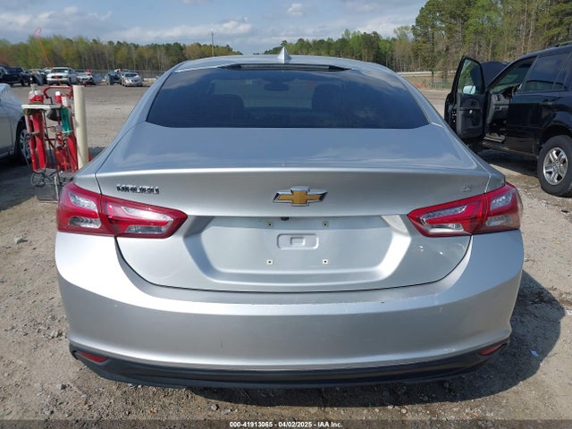1G1ZD5ST9KF107136 Chevrolet MALIBU LT