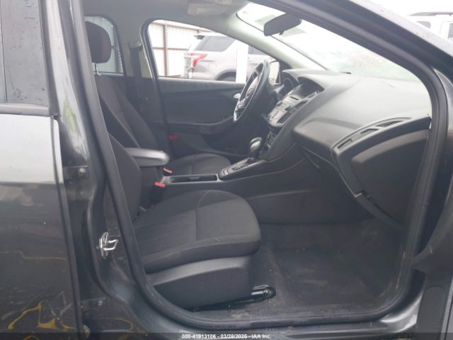 1FADP3FE9HL214504 Ford FOCUS SE