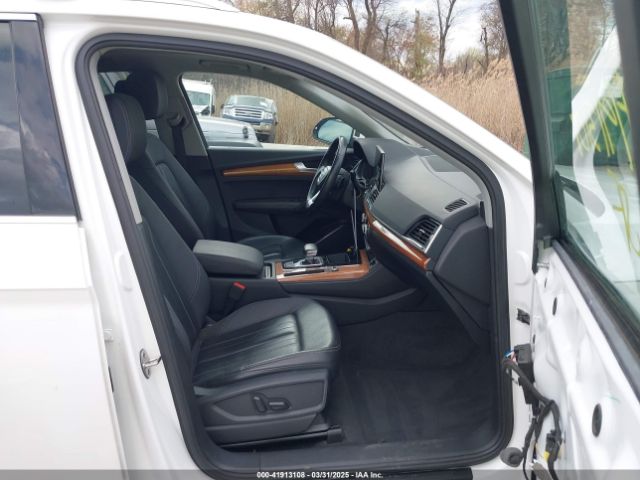 2021 AUDI Q5 WA1BAAFY5M2018717 Photo 4