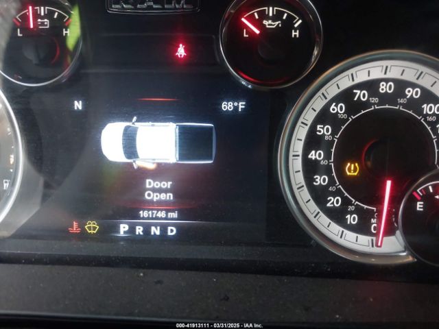 1C6RR7NT8HS710764 RAM 1500 Laramie  4x4 5'7 Box