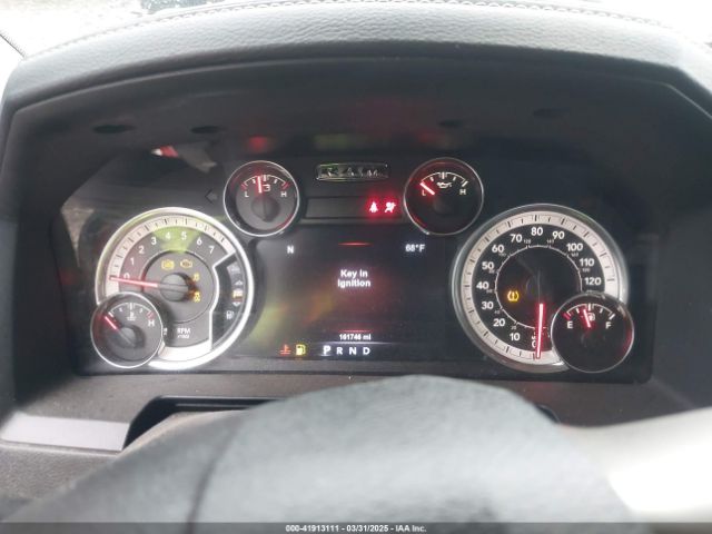 1C6RR7NT8HS710764 RAM 1500 Laramie  4x4 5'7 Box