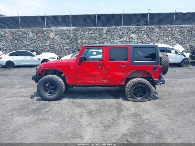 1C4BJWFG0EL326979 Jeep Wrangler Unlimited Rubicon