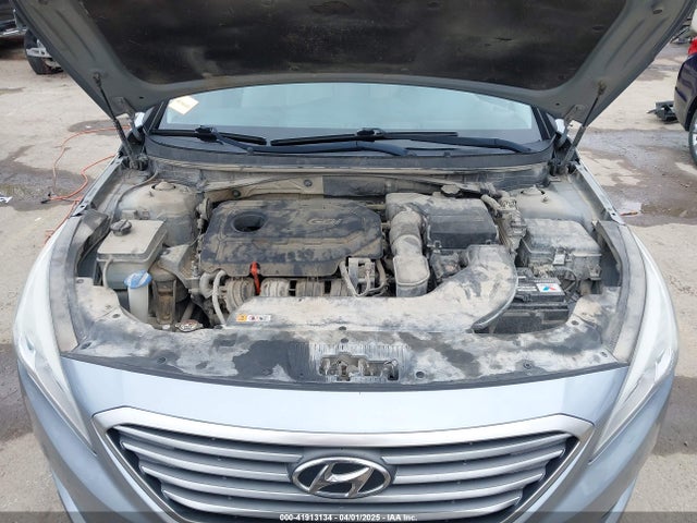 5NPE24AF9FH017076 Hyundai SONATA SE