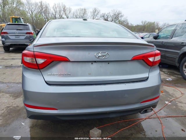 5NPE24AF9FH017076 Hyundai SONATA SE