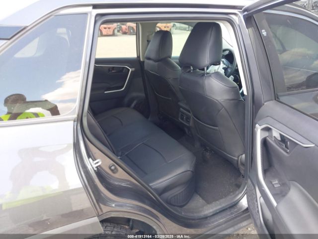 2T3LWRFV0RW215227 Toyota Rav4 Hybrid Le