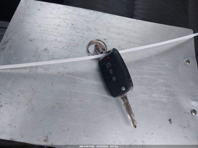 KNAFK4A66G5574661 KIA mpi nu