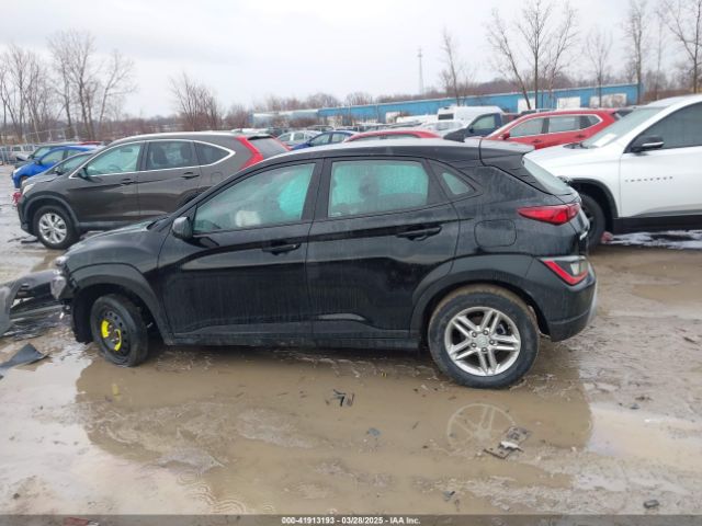 KM8K22ABXNU840166 Hyundai Kona Se