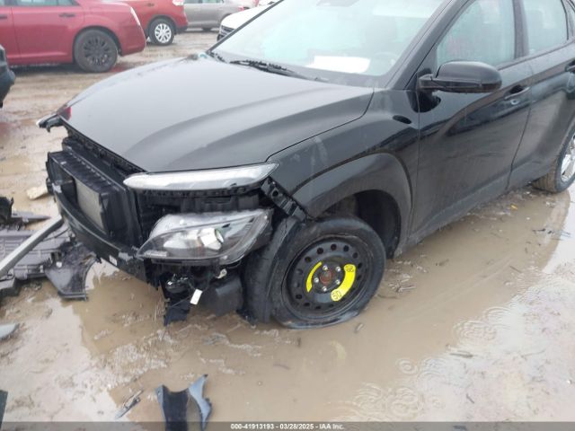 KM8K22ABXNU840166 Hyundai Kona Se