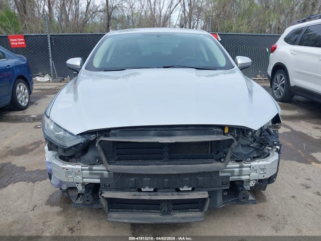 3FA6P0H7XHR397984 Ford FUSION SE