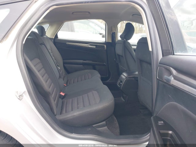 3FA6P0H7XHR397984 Ford FUSION SE